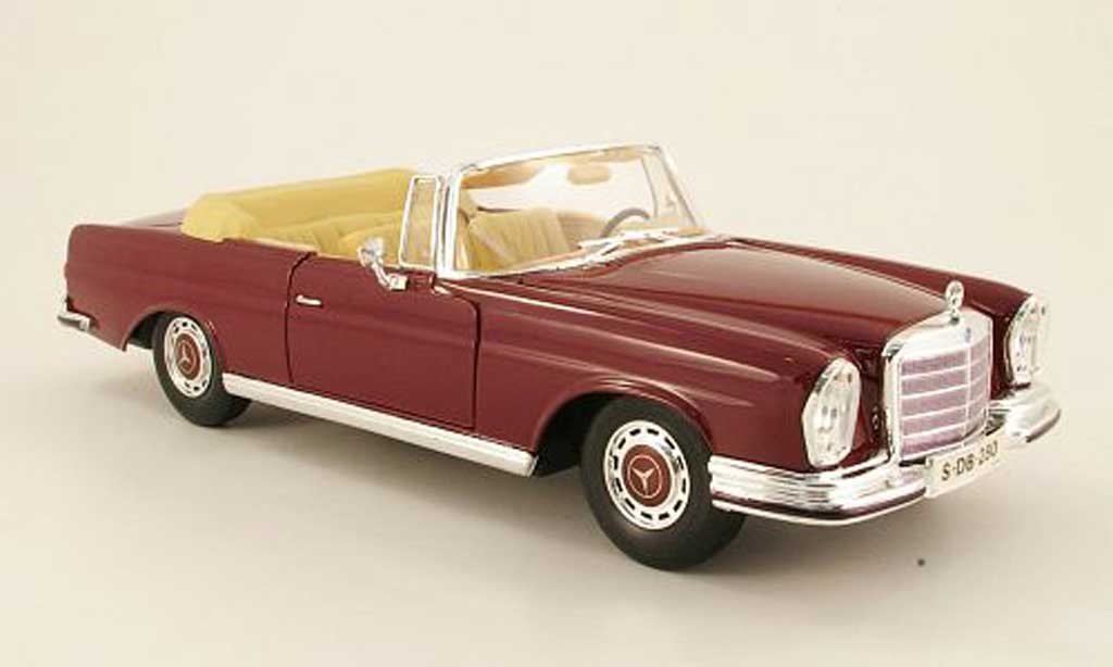 Mercedes 280 1966 1/18 Maisto 1966 se cabriolet (w111) rosso modellino in miniatura