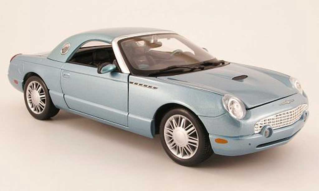 Ford Thunderbird 2002 1/18 Maisto 2002 blu clair metallized hardtop modellino in miniatura