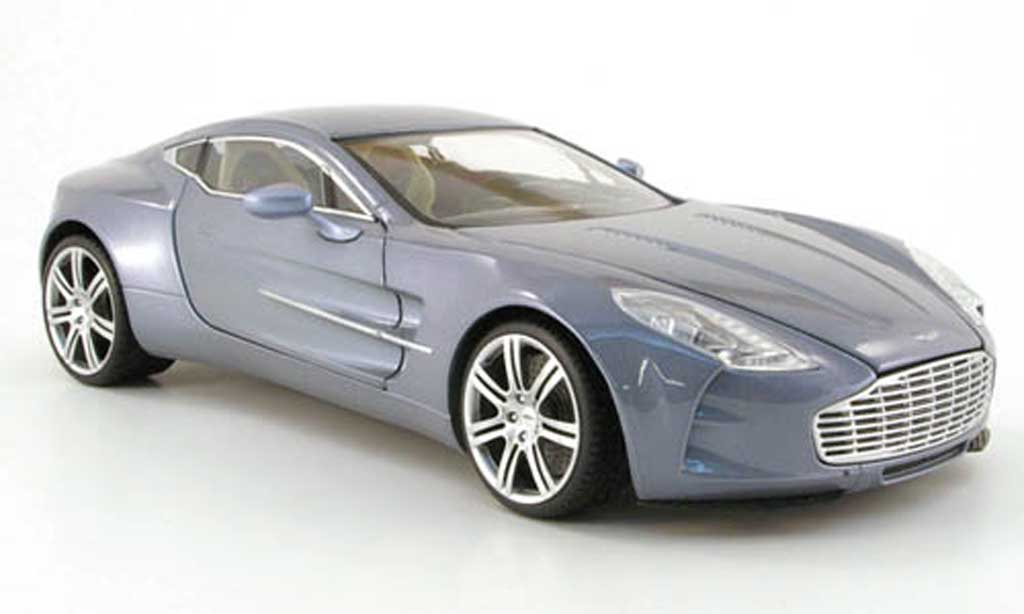 Aston Martin One 77 1/18 Mondo Motors 77 grigio clair 2009 modellino in miniatura