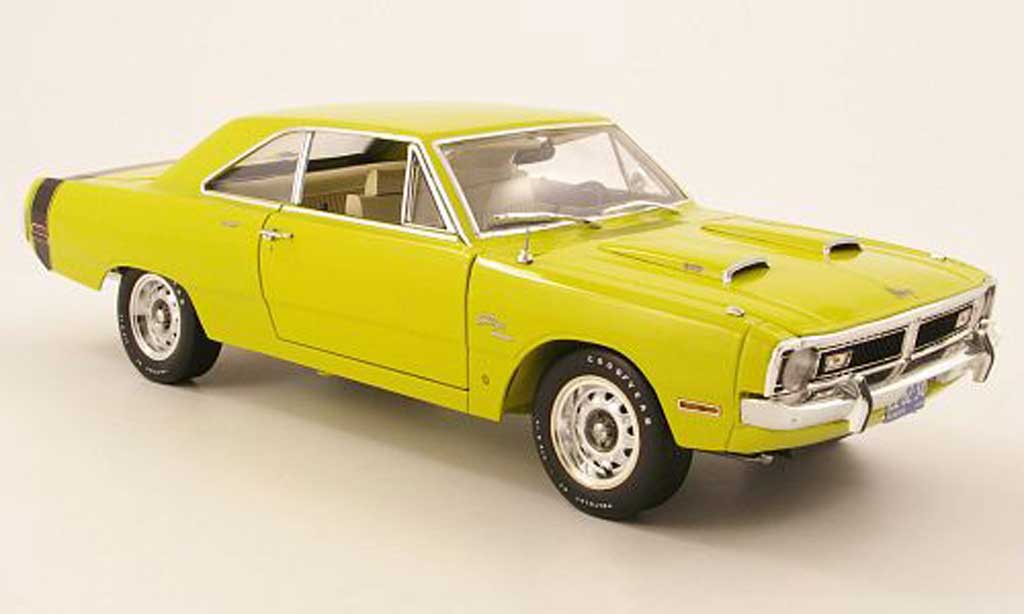 Dodge Dart 1971 1/18 Highway 61 1971 340 swinger special giallo grun modellino in miniatura