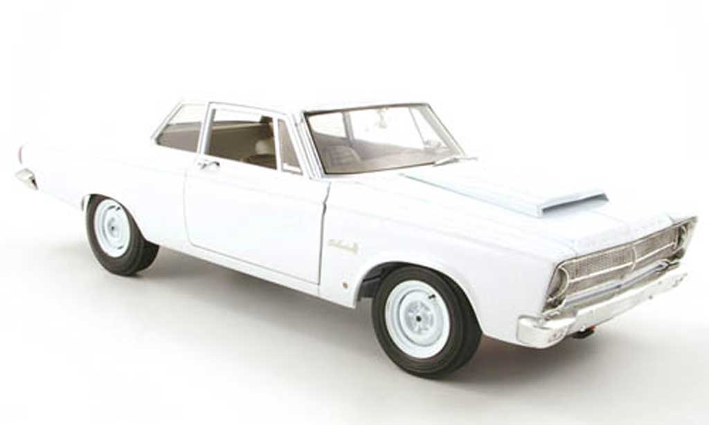 Plymouth Belvedere 1/18 Highway 61 bianco 1965 modellino in miniatura