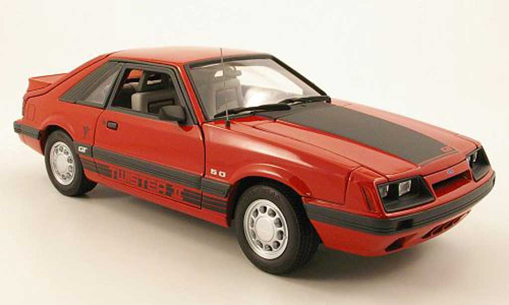 Ford Mustang GT 1/18 GMP GT twister ii rosso/mattnoir 1985 modellino in miniatura