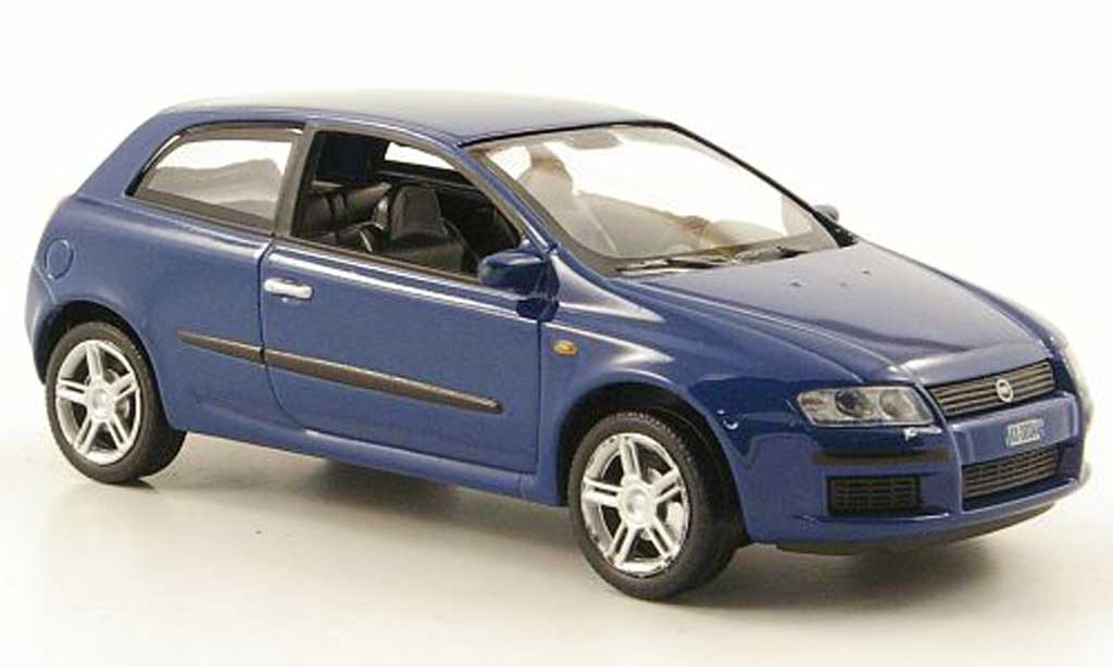 Fiat Stilo 1/43 Hachette blu 3-portes 2002 modellino in miniatura
