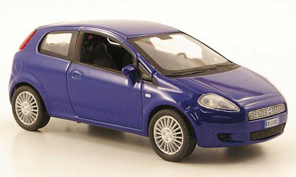 Fiat Grande Punto 1/43 Hachette blu 3-portes 2005 modellino in miniatura