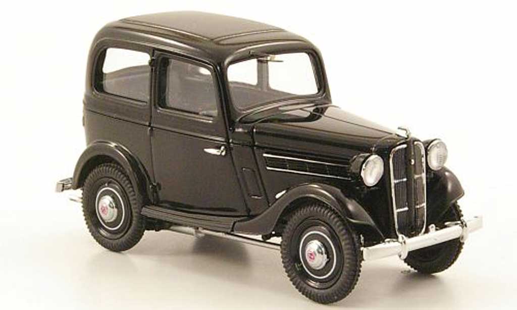 Datsun 17 1/43 Ebbro Sedan nero 1938 modellino in miniatura