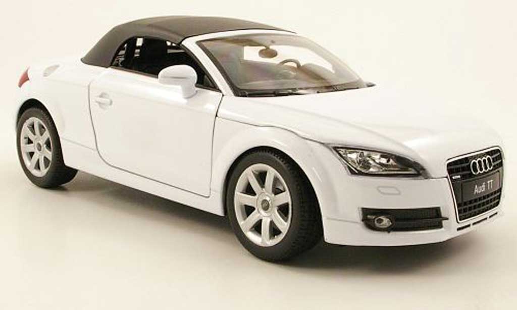 Audi TT Roadster 1/18 Welly Roadster bianco geschlossen modellino in miniatura