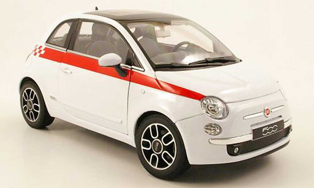 Fiat 500 1/18 Welly bianco bandes rosso 2007 modellino in miniatura