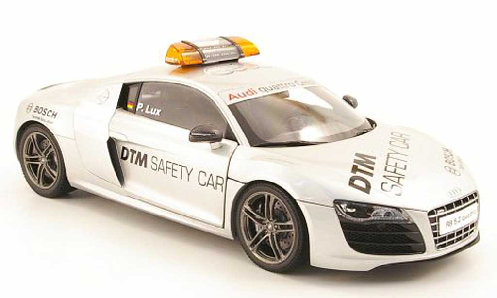 Audi R8 5.2 FSI 1/18 Kyosho 5.2 FSI v10 quattro safety car dtm 2010 modellino in miniatura
