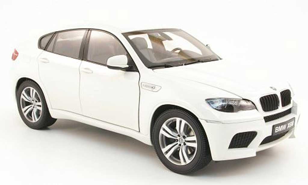 Bmw X6 E71 1/18 Kyosho E71 M bianco 2009 modellino in miniatura