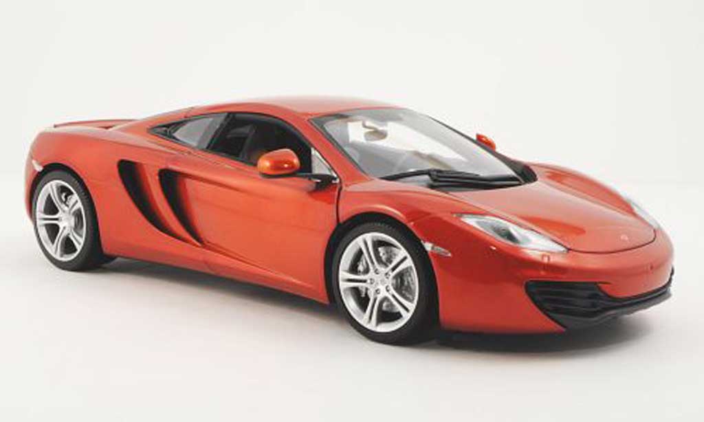 McLaren F1 2011 1/18 Minichamps 2011 MP 4-12C orange modellino in miniatura