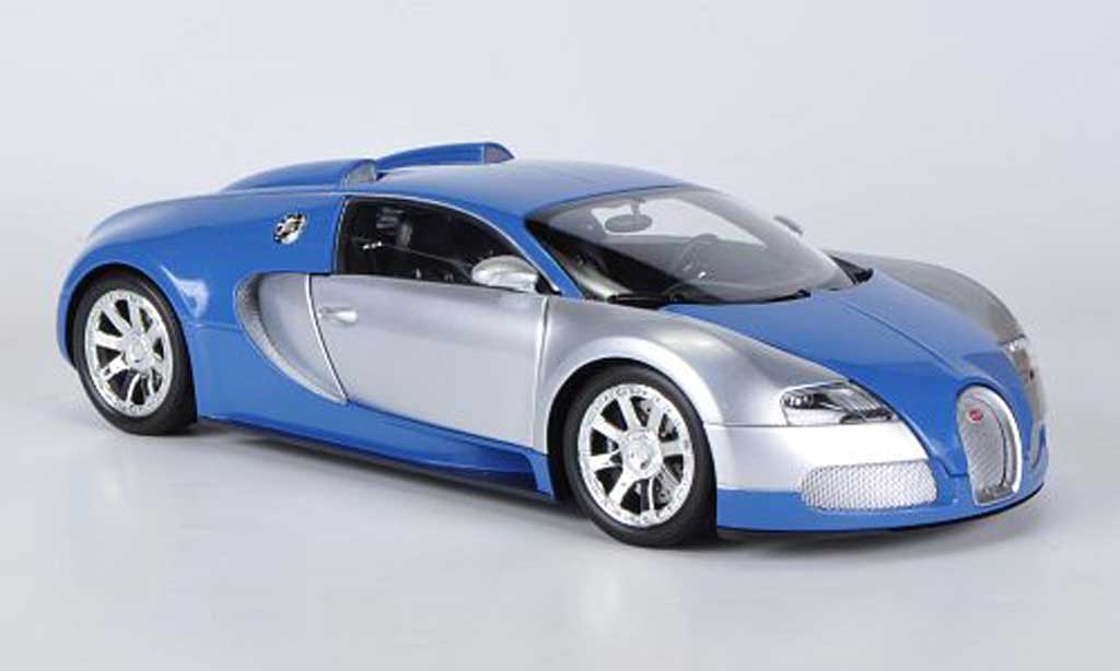 Bugatti Veyron Edition Centenaire 1/18 Minichamps Edition Centenaire chrom/blu 2009 modellino in miniatura