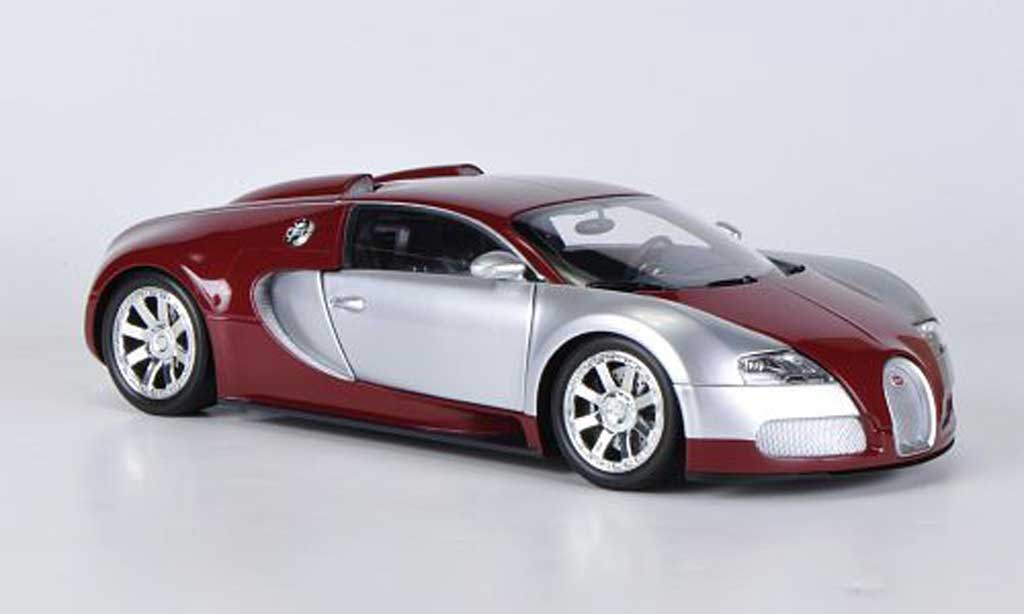 Bugatti Veyron Edition Centenaire 1/18 Minichamps Edition Centenaire chrom/rosso 2009 modellino in miniatura