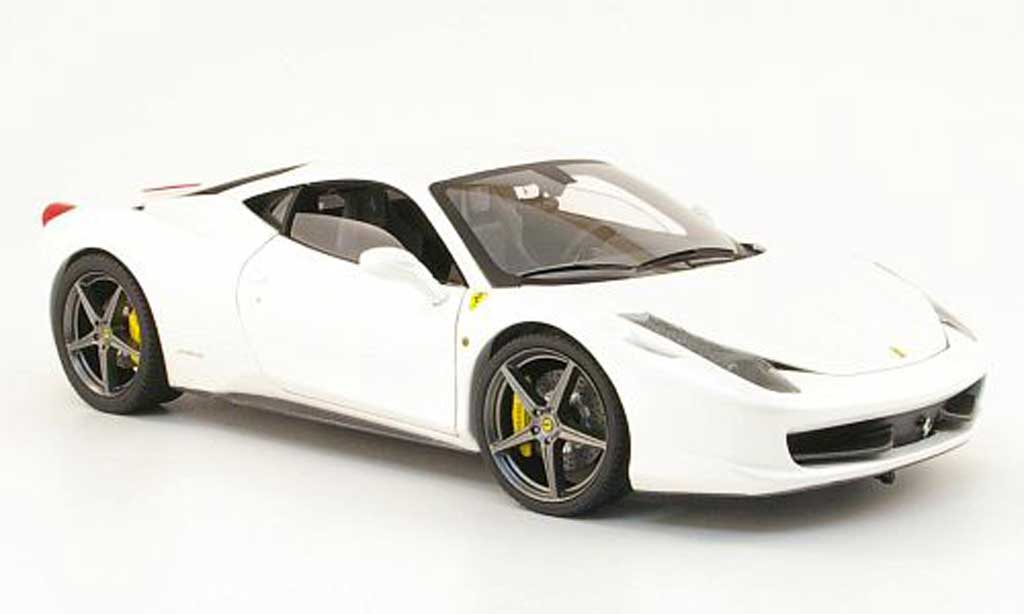 Ferrari 458 Italia 1/18 Hot Wheels Elite Italia bianco owned by f.alonso modellino in miniatura