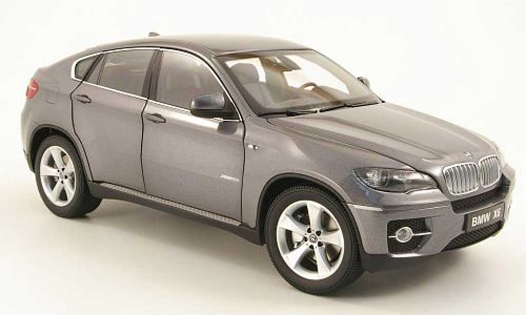 Bmw X6 E71 1/18 Kyosho E71 xdrive 50i grigio modellino in miniatura