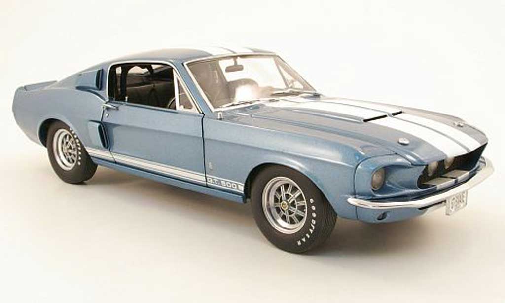 Shelby GT 500 1/18 GMP blu/bianco 1967 modellino in miniatura