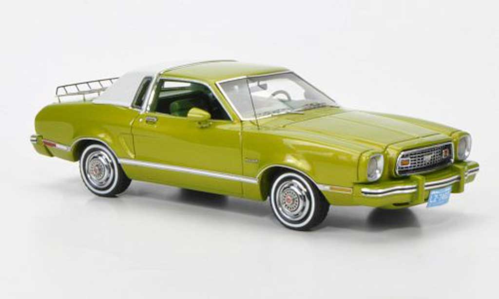 Ford Mustang 1974 1/43 Neo 1974 II Ghia grun/bianco modellino in miniatura