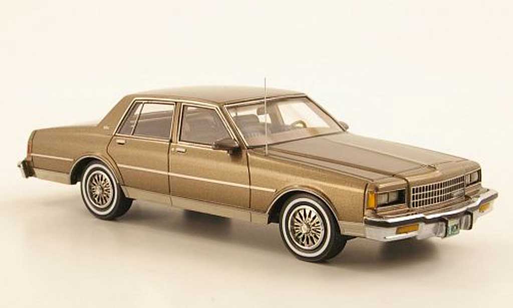 Chevrolet Caprice Classic 1/43 American Excellence marronee limited edition 1985 modellino in miniatura