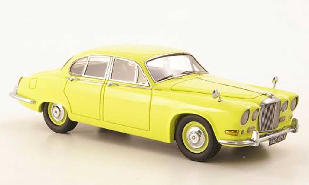 Jaguar 420 1/43 Neo giallo 1967 modellino in miniatura