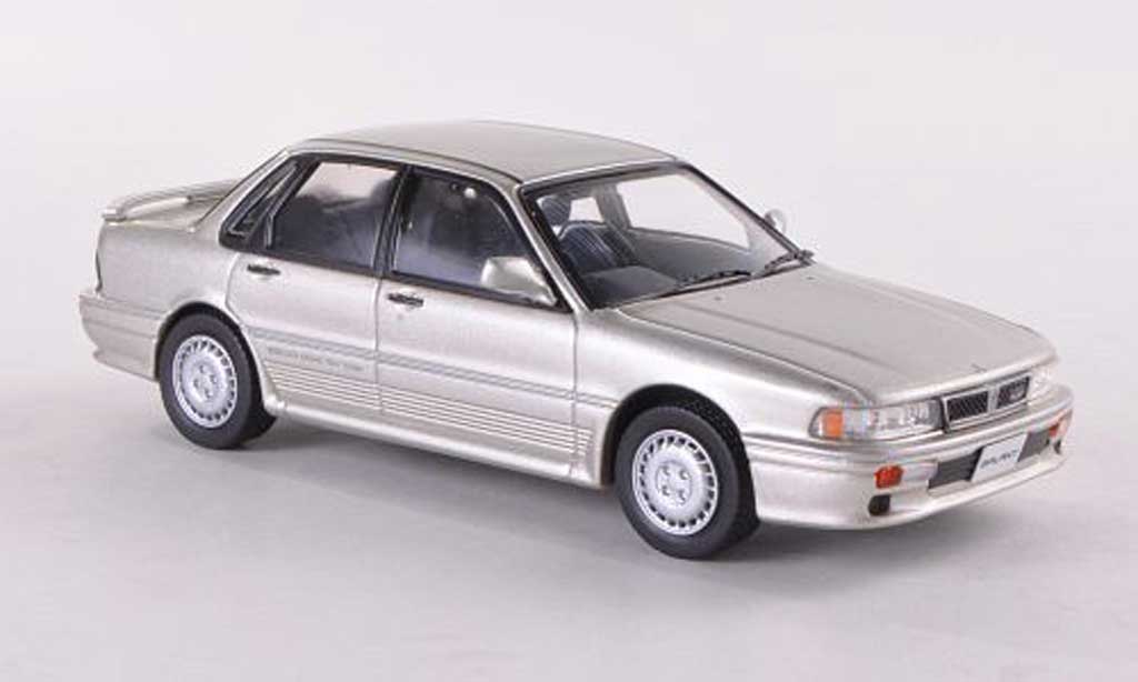 Mitsubishi Galant VR4 1/43 IXO VR4 grigio 1987 modellino in miniatura