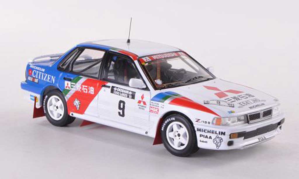 Mitsubishi Galant VR4 1/43 IXO VR4 No.9 Ralliart Rally Finnland 1991 Ericsson/Billstam modellino in miniatura