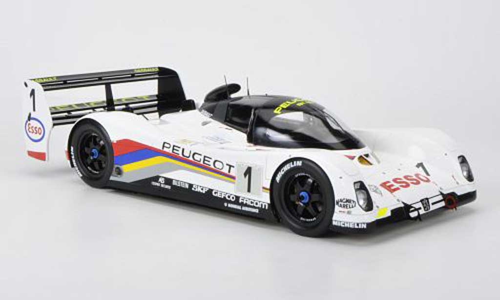 Peugeot 905 1992 1/18 Spark 1992 No.1 D.Warwick / Y.Dalmas / M.Jaussaud 24h Le Mans modellino in miniatura