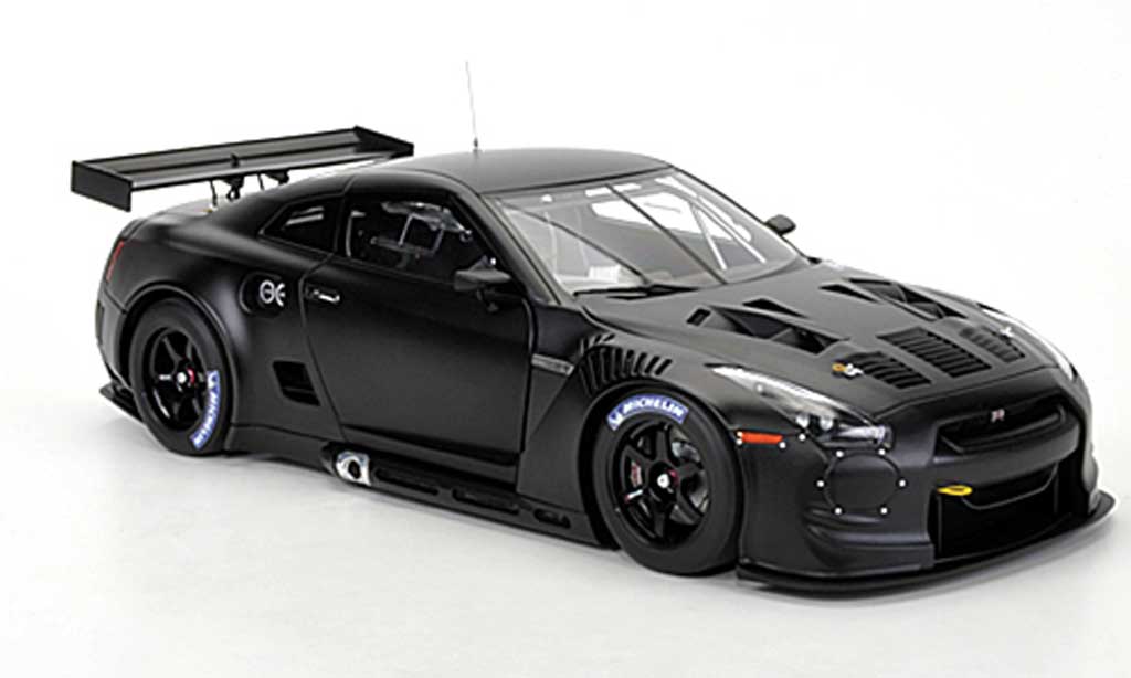 Nissan Skyline R35 1/18 Autoart R35 GT-R matt-nero FIA GT1 Weltmeisterschaft 2010 modellino in miniatura