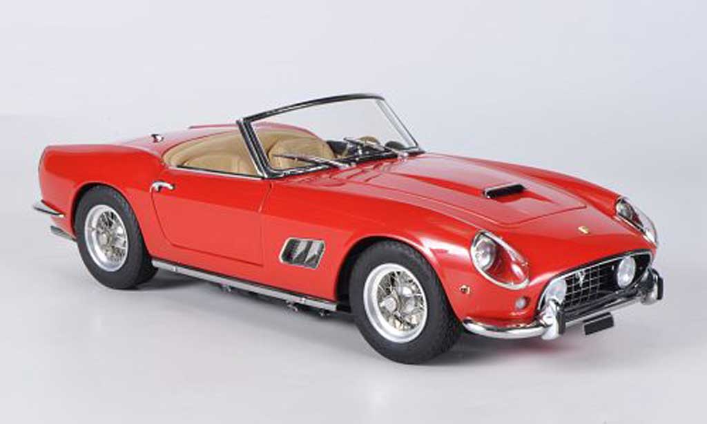 Ferrari 250 GT California 1/18 CMC GT California Spyder SWB rosso 1960 modellino in miniatura