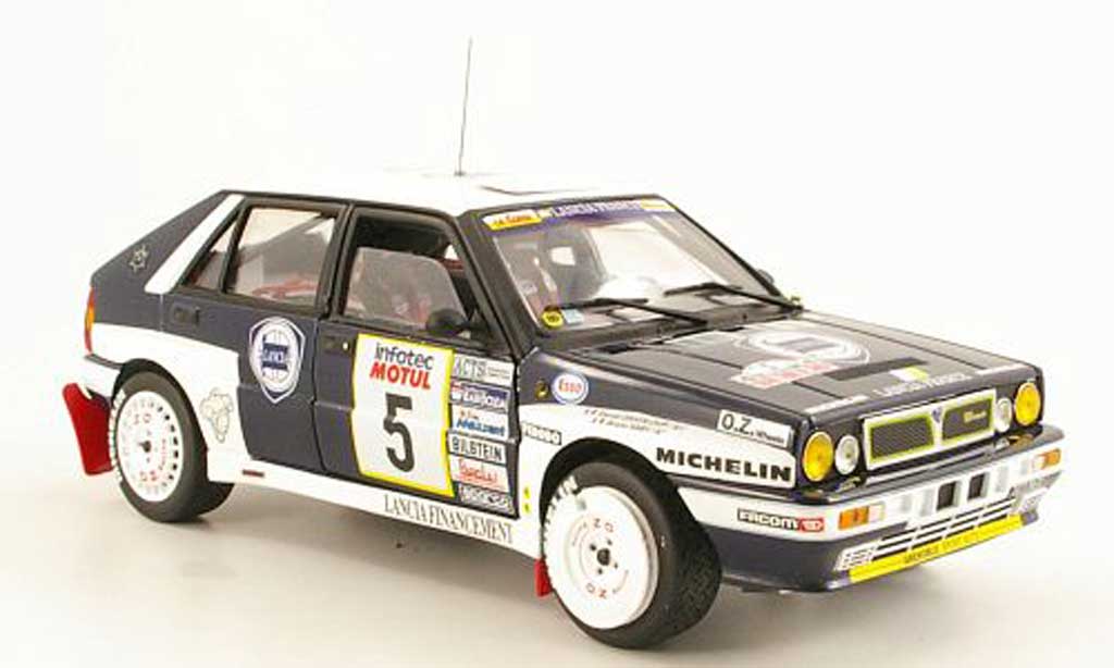 Lancia Delta HF Integrale 1/18 Sun Star HF Integrale No.5 France Tour de Corse 1989 B.Saby / D.Grataloup modellino in miniatura