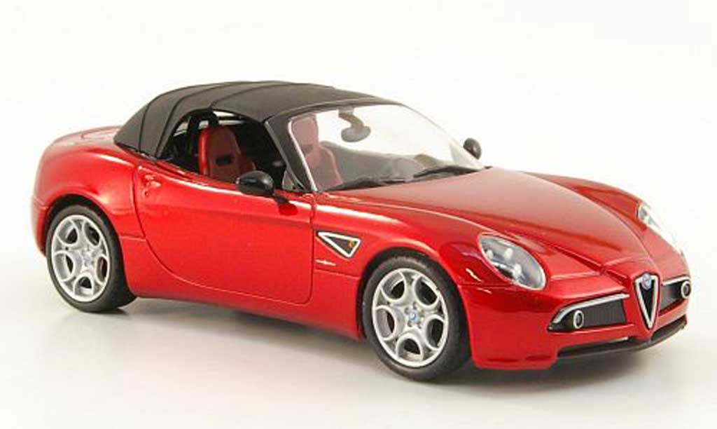 Alfa Romeo 8C 1/43 M4 Spider rosso Softtop 2010 modellino in miniatura