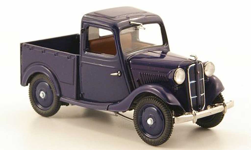 Datsun 17 1/43 Ebbro Truck blu 1937 modellino in miniatura