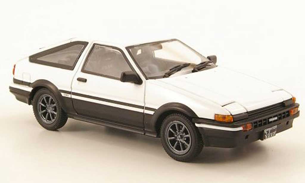 Toyota Trueno 1/43 Ebbro Sprinter (AE86) bianco/nero modellino in miniatura