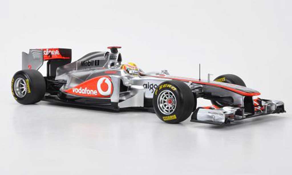 Mercedes F1 1/18 Minichamps McLaren MP4-26 No.3 Vodafone L.Hamilton -Saison 2011 modellino in miniatura