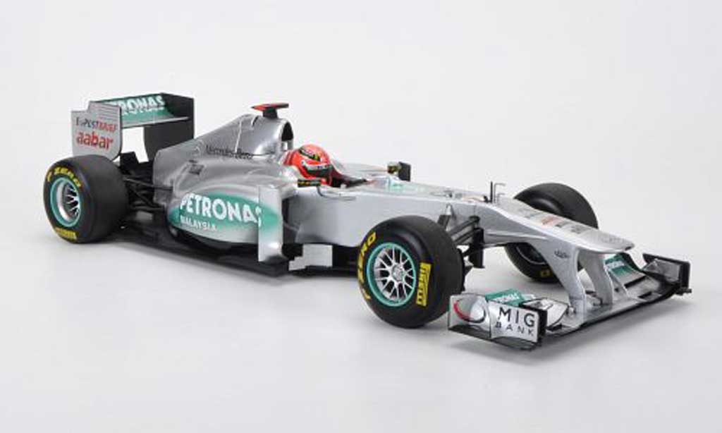 Mercedes F1 1/18 Minichamps MGP W02 No.7 Petronas M.Schumacher Saison 2011 modellino in miniatura