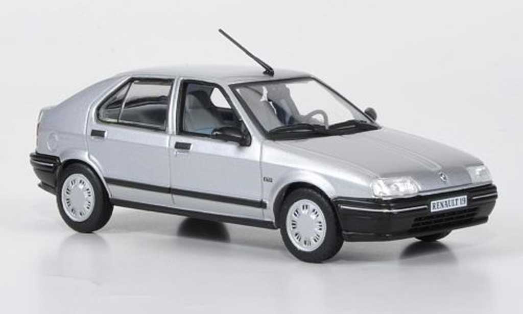 Renault 19 1/43 Norev grigio 5-Turer 88 modellino in miniatura