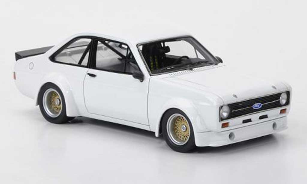 Ford Escort MK2 1/43 Neo MK2 Gr.2 bianco limited edition 1976 modellino in miniatura