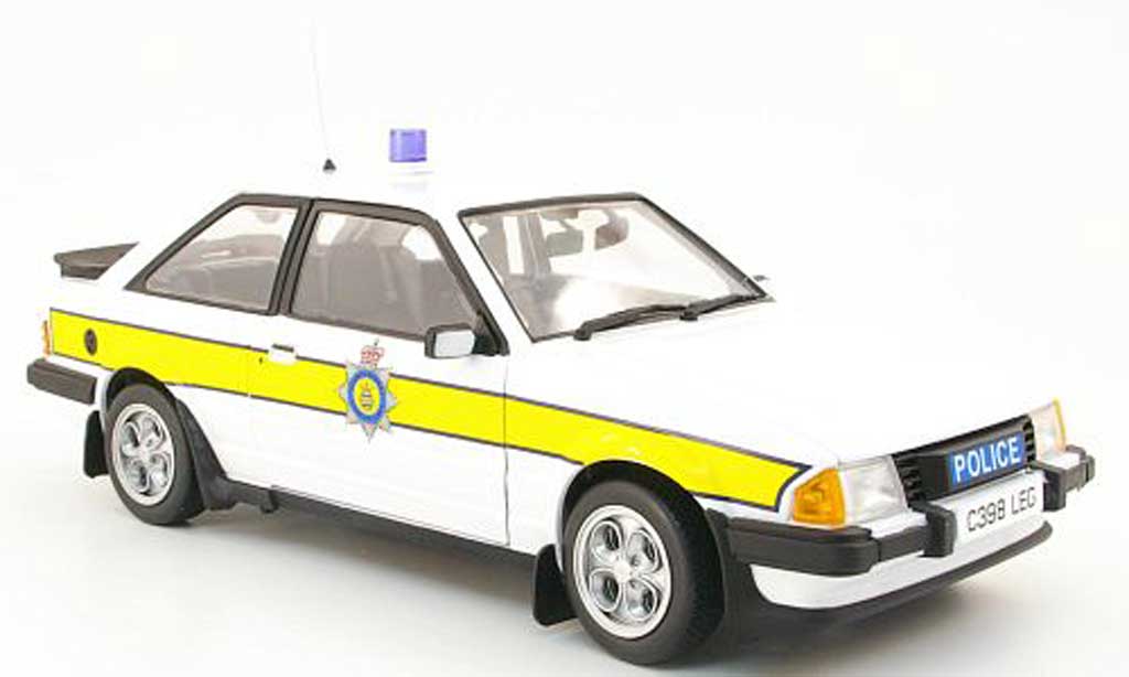 Ford Escort MK3 1/18 Model Icons MK3 mkiii xr3i cambridgeshire constabulary 1985 modellino in miniatura