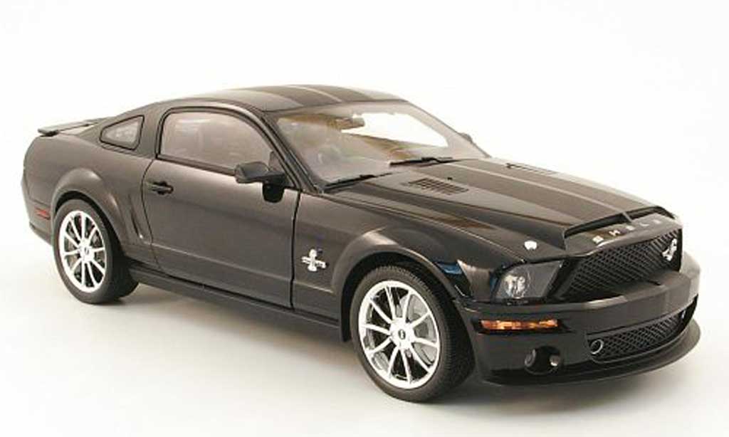 Shelby GT 500 1/18 Shelby Collectibles super kr nero 2008 modellino in miniatura