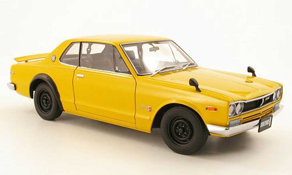 Nissan Skyline 2000 1/18 Autoart 2000 GTR (KPGC10) giallo RHD 1969 modellino in miniatura