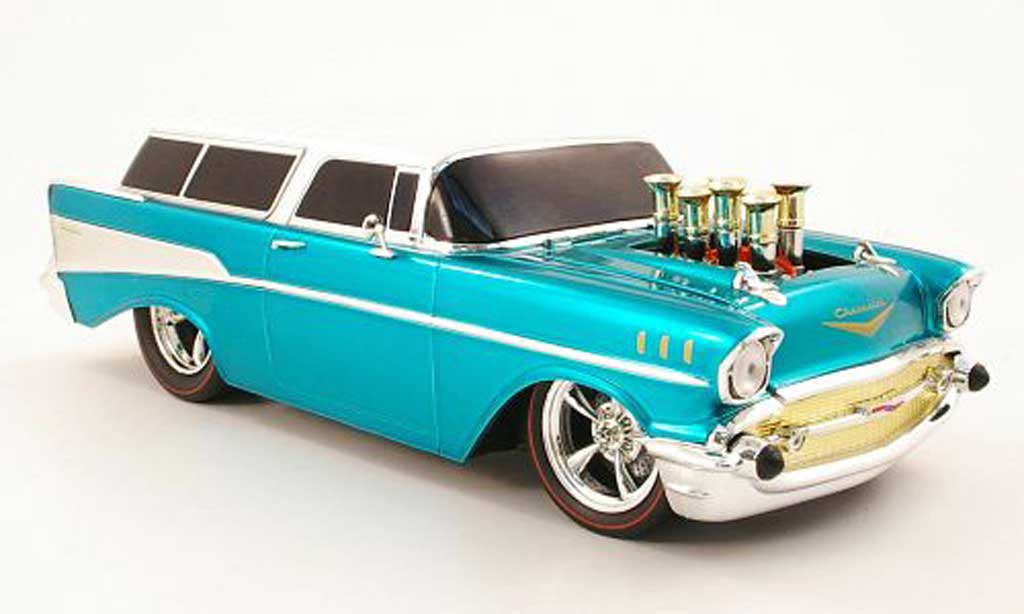 Chevrolet Nomad 1/18 M2 Machines turkis/beige 1957 modellino in miniatura