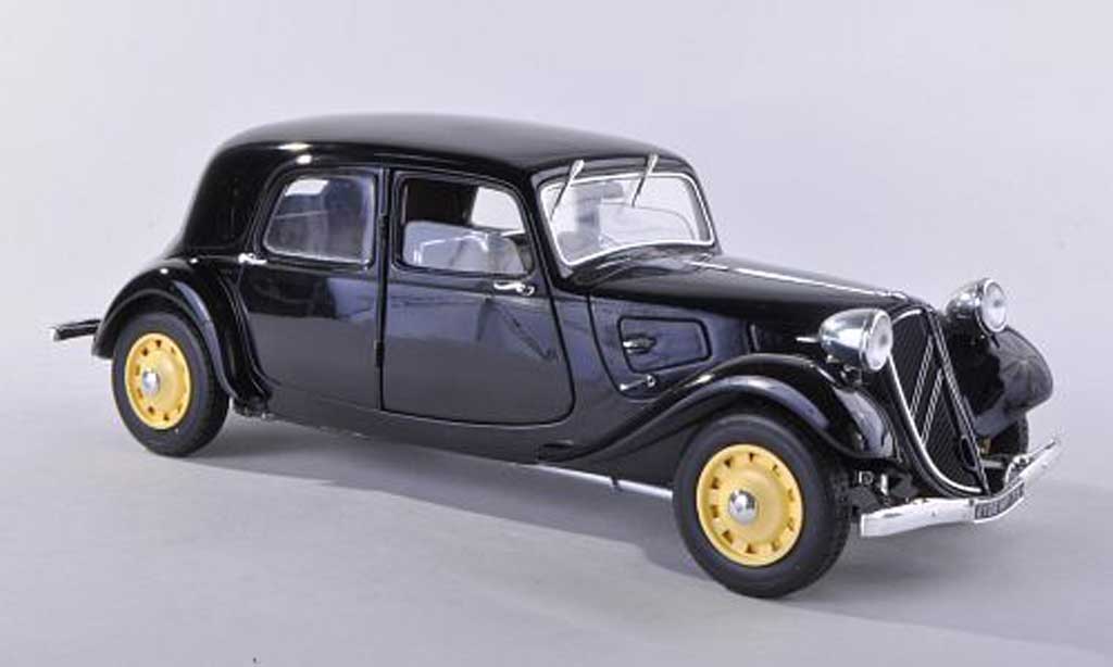 Citroen Traction 11 1/18 Solido 11 B nero 1938 modellino in miniatura