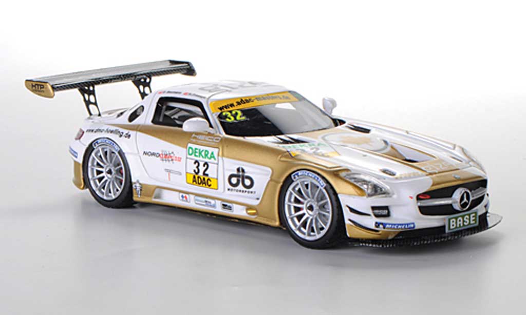 Mercedes SLS 1/43 Schuco AMG GT3 No.32 Heico Motorsport D.Baumann / H.Proczyk ADAC GT Masters-Saison 2011 modellino in miniatura