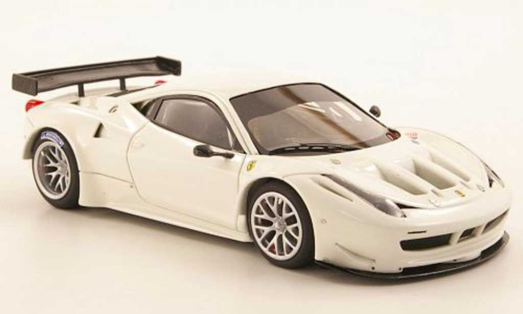 Ferrari 458 Italia GT2 1/43 Look Smart Italia GT2 bianco Plain Body Version modellino in miniatura