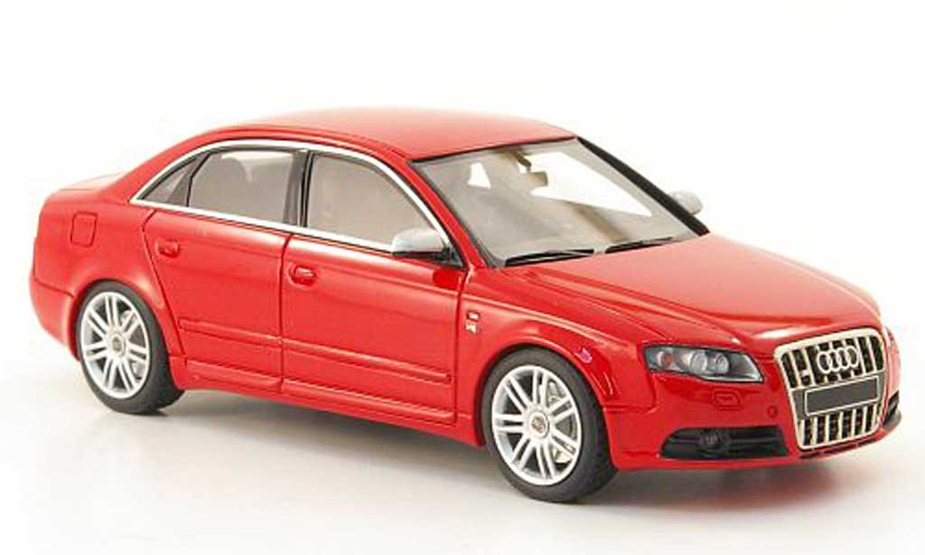 Audi S4 1/43 Look Smart rosso modellino in miniatura