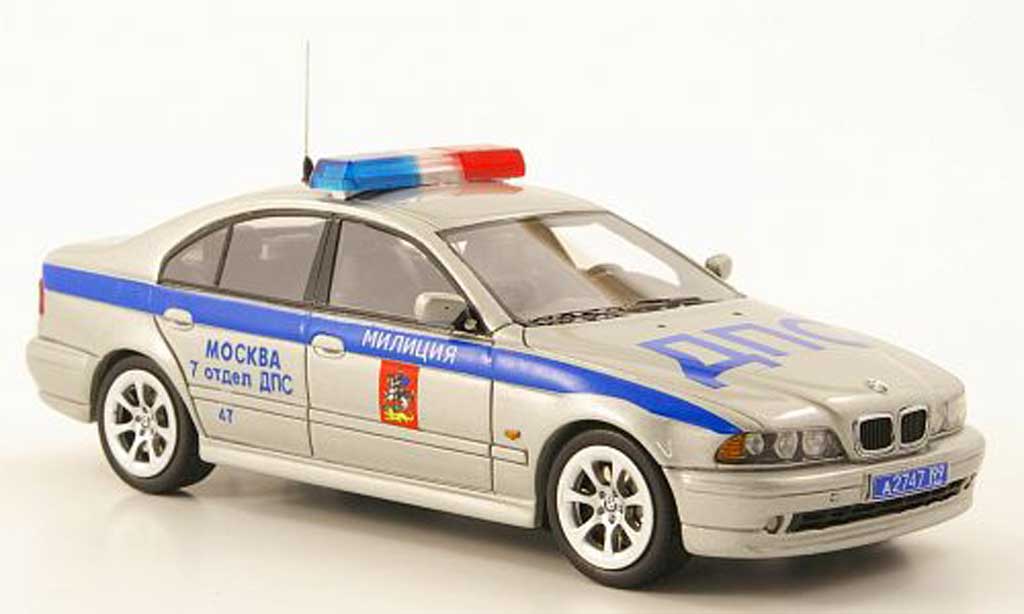 Bmw 525 1/43 Neo i (E39) Polizei Moskau 2002 modellino in miniatura