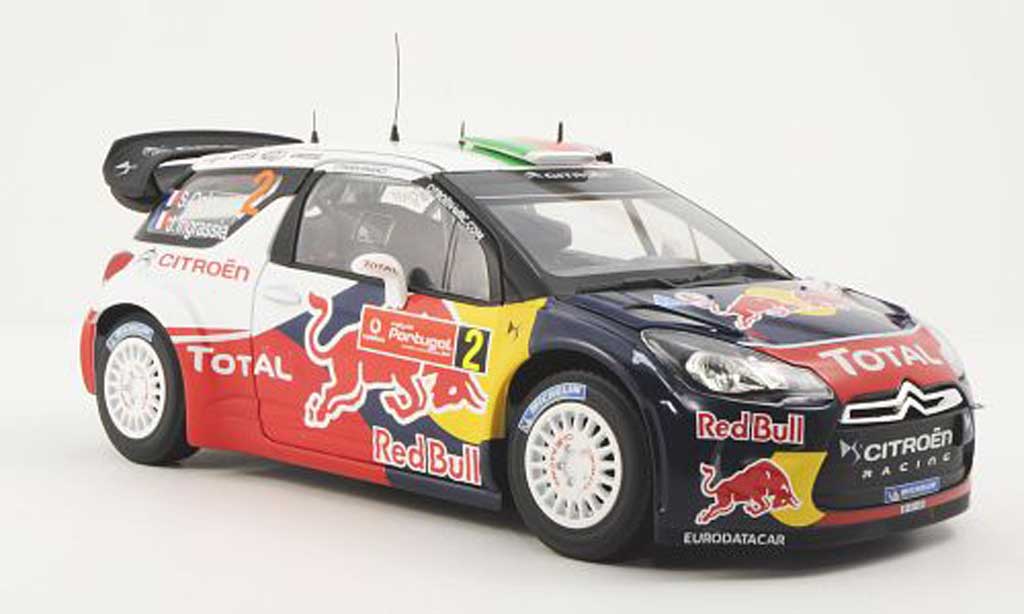 DS Automobiles DS3 WRC 2011 1/18 Norev WRC 2011 No.2 Red Bull / Total S.Ogier / J.Ingrassia Rally Portugal modellino in miniatura