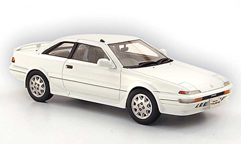 Toyota Trueno 1/43 Hi Story Sprinter GT Apex bianco RHD 1989 modellino in miniatura