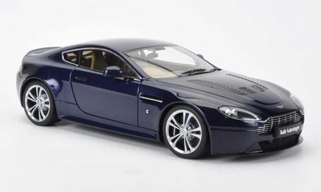 Aston Martin V12 Vantage 1/18 Autoart Vantage blu RHD modellino in miniatura