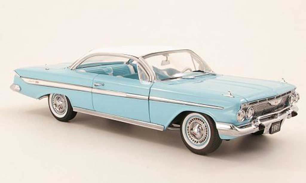 Chevrolet Impala 1961 1/18 Sun Star 1961 Sport Coupe turkis/bianco 1961 modellino in miniatura