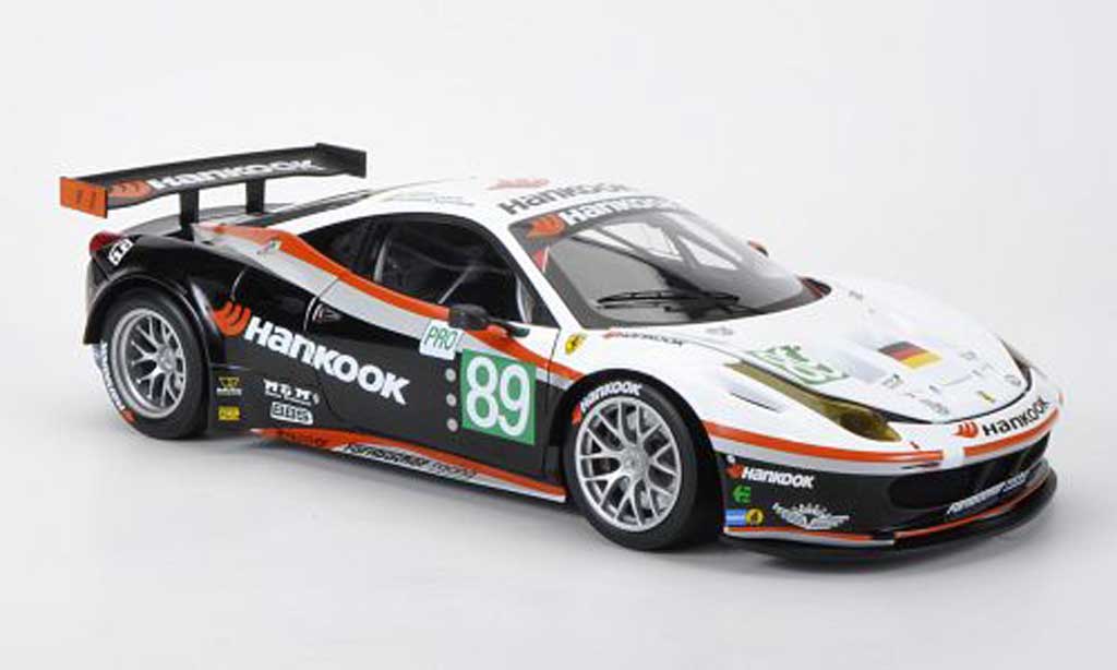 Ferrari 458 Italia GT2 1/18 Hot Wheels Elite Italia GT2 No.89 Farnbacher Racing Hankook Farnbacher / Simonsen / Keen 24h Le Mans 2011 modellino in miniatura