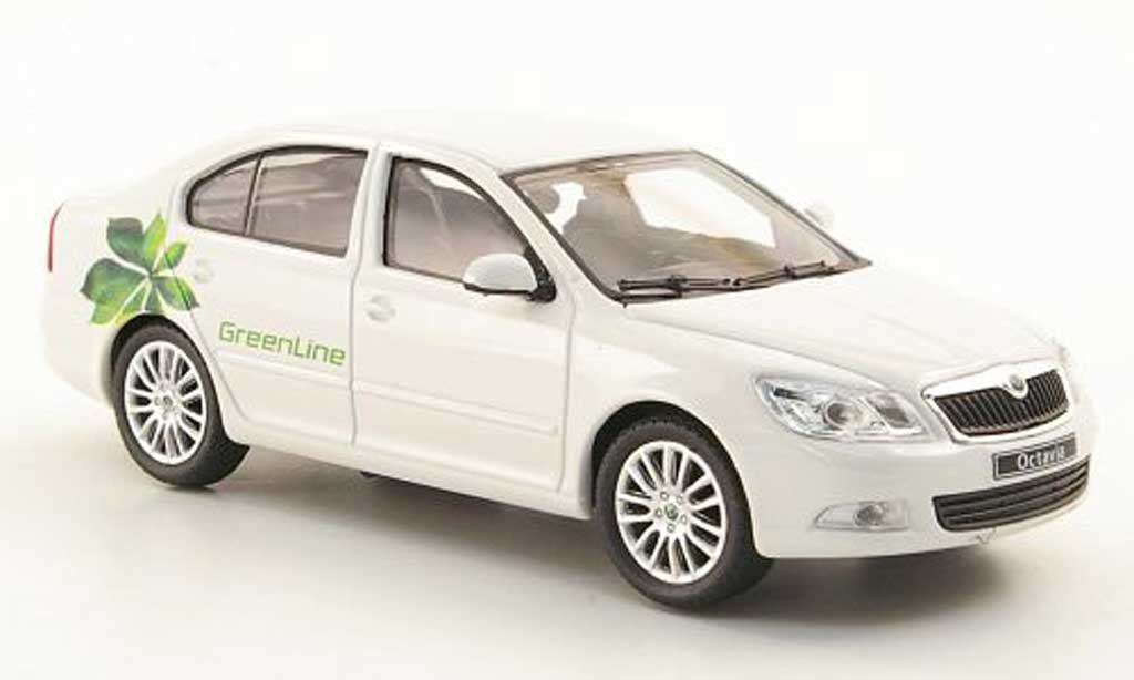 Skoda Octavia 1/43 Abrex bianco Green Line 2008 modellino in miniatura